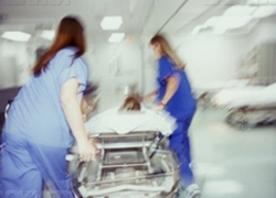 На перекрестке 50 лет ВЛКСМ/Тухачевского сбили 13-летнего подростка: девочка впала в кому