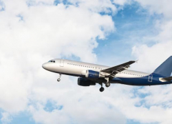 Самолет «Superjet» вернулся на стоянку в аэропорту Минвод после запуска из-за неисправности