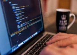 Мошенники через социальные сети оформили кредит на женщину из Железноводска