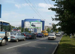 Двойное ДТП в Ставрополе спровоцировала резко открытая водительская дверь