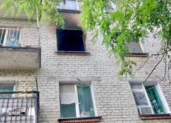 Семья с ребенком из Невинномысска пострадала в пожаре из-за предположительного поджога 