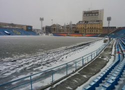 В Ставрополе из-за снегопада перенесли футбольный матч