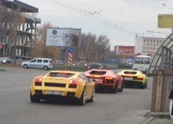 Таинственный кортеж из трех «Ламборджини» на улицах Ставрополя заинтриговал горожан