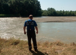 15-летний подросток утонул, пытаясь переплыть реку на Ставрополье