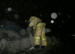 "БМВ" с "Лексусом" и ВАЗом столкнулись вечером в Пятигорске 