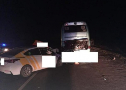 Уснувший за рулем водитель на Ставрополье сбил троих человек. Двое погибли