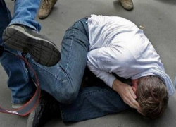 Выпивший ставрополец сильно избил полицейского за сделанное ему замечение