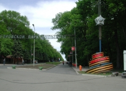 Полицейский в Ставрополе сломал челюсть выпивавшему в парке мужчине