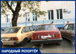 Администрация Ставрополя отказалась убирать бесхозные машины возле автовокзала