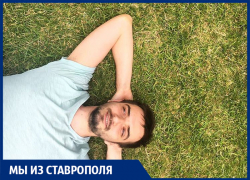 Экс-клавишник у «Братьев Грим» и непутевый нянь ребенка-робота: как ставрополец Андрей Тимонин стал востребованным композитором