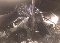 Два человека погибли в жуткой аварии с тремя машинами под Ставрополем 