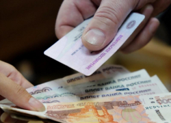 На Ставрополье сотрудник ГИБДД задержан за «продажу» водительских прав