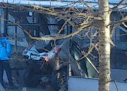 В Ессентуках внедорожник свалился в подземный переход