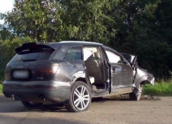 В Невинномысске ставрополец угнал Ауди Q7 и разбил ее