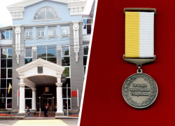 На 20 медалей «За заслуги перед городом Ставрополем» мэрия намерена потратить 110 тысяч рублей