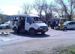 В аварии в Зеленокумске пострадали три пассажира маршрутки