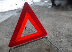 КамАЗ и легковушка столкнулись в селе Ставрополья