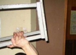 За отказ собирать металлолом бомж забил табуретом и задушил своего знакомого в Ставрополе 