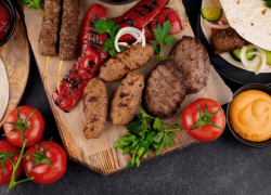 Люля-кебаб и голубцы из фантомного сырья производил житель Светлограда