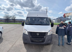 Ставрополькрайводоканал обновляет автопарк филиала на КМВ: новый автобус и спецтехника для перевозки хлора