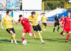«Не имели права на ошибку»: футболисты «Машука-КМВ» в Пятигорске уступили махачкалинским «орлам»