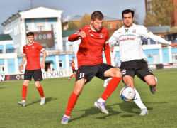 «Сухой» мир в городе невест: футболисты пятигорского «Машука-КМВ» не «дожали» «текстильщиков»