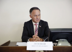 Заседание Думы Ставрополья стартовало фразой «Мы начинаем КВН»