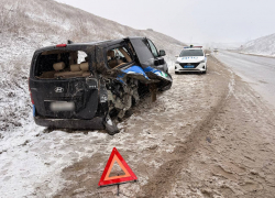 Пять детей попали в больницу после аварии в Минераловодском округе