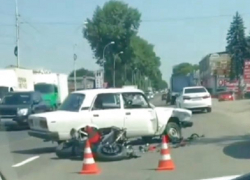 Мотоциклист разбился насмерть в жутком столкновении с ВАЗом на Ставрополье