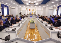 Ставропольским чиновникам повысят зарплаты