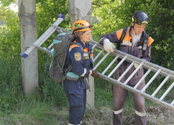  Четырёхлетнюю девочку сняли с карниза 3-го этажа одного из общежитий Ставрополя 