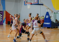 Первый мяч комом: баскетболистки «Невинномысска» потерпели поражение в стартовом матче чемпионата