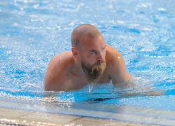 Ставропольский водный прыгун Евгений Кузнецов выловил три медали в уральском бассейне