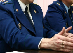 Сотрудники Минсельхоза скрыли доходы от ставропольской прокуратуры