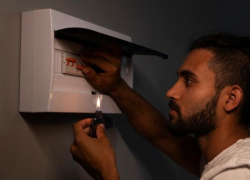 И снова отключение: третий день подряд сотни абонентов в Ставрополе сидят без света 