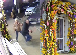 В Ставрополе вандалы оборвали украшения цветочного магазина