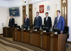 Раскрывать доходы своей семьи обязали кандидатов на госслужбу в Ставропольском крае