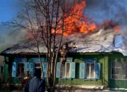 Человек пострадал от пожара в своем доме на Ставрополье 