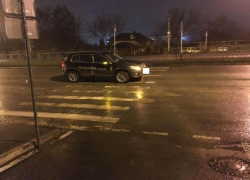 Внедорожник сбил двух студенток на пешеходном переходе в Ставрополе