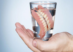 Пенсионер в драке отгрыз кусок пальца пожилому мужчине в МинВодах