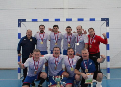 Победу принесли подвиги вратаря: чемпионат Ставрополья по мини-футболу выиграл «Комфорт»