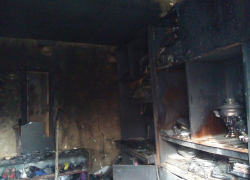 На Ставрополье четверо детей развели в доме костер