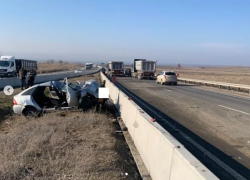 На подъезде к Ставрополю в ДТП пострадали два человека