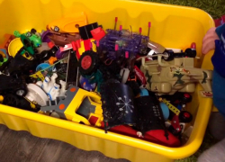 Лжеполицейский пообещал жительнице Ставрополя передать детские игрушки