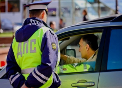 Лишенные прав ставропольцы продолжают массово ездить за рулем