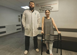 Студентке из Марокко «собрали» колено после падения с самоката в Пятигорске