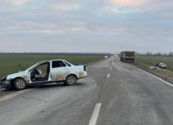 Пятеро пострадали, есть погибший: к страшному ДТП с грузовиком привел неосмотрительный обгон на Ставрополье