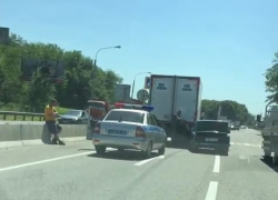 «Шестерка»  врезалась в грузовик перед «зеброй» в Невинномысске