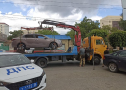 За парковку на месте для инвалидов в Ставрополе эвакуировали 13 автомобилей