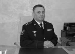 Заместитель начальника ГУ МВД по Ставропольскому краю Владимир Хомутов скончался от коронавируса